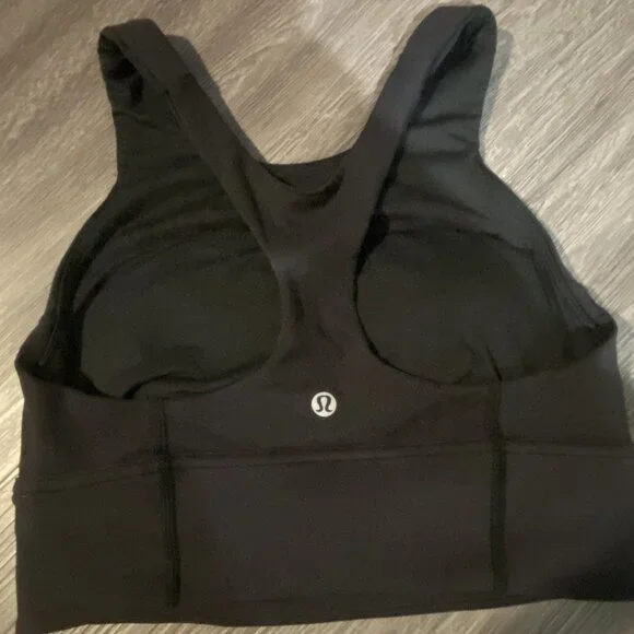 Lululemon high neck long line bra size 6 - Picture 3 of 5